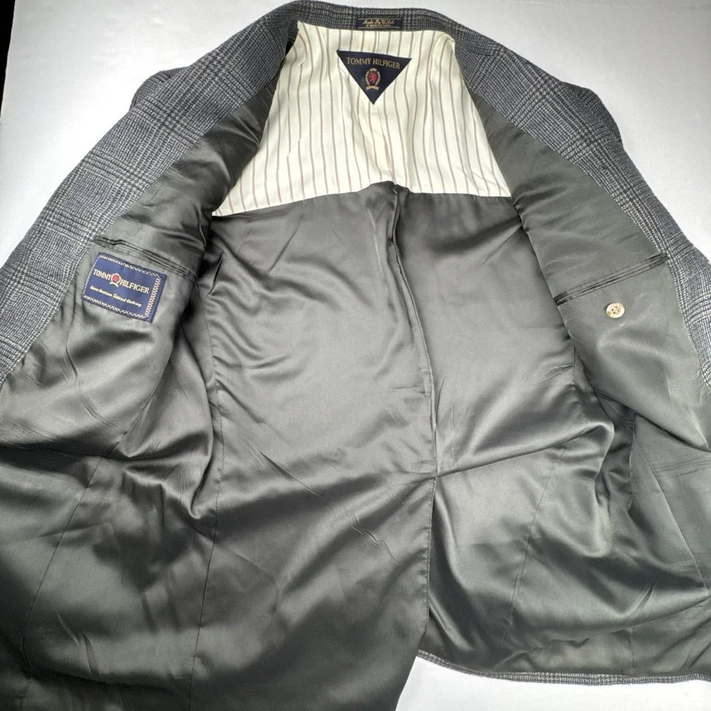 Vintage Tommy Hilfiger Mens Blazer 40R Grey Glen‎ Plaid 3 Button Made in USA
